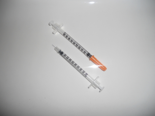 29 Gauge 1cc Disposable Injection Insulin Syringe EO Gas With 8mm Needle Length